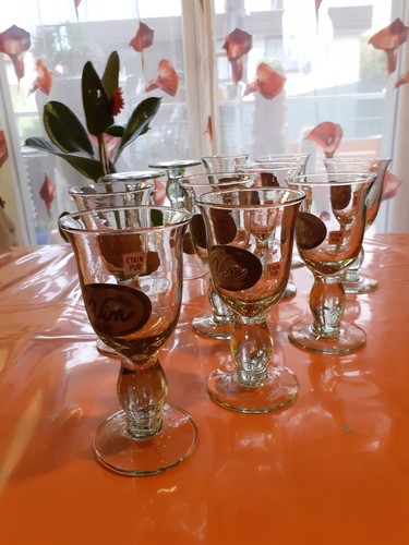 Verres pied anciens - 11,