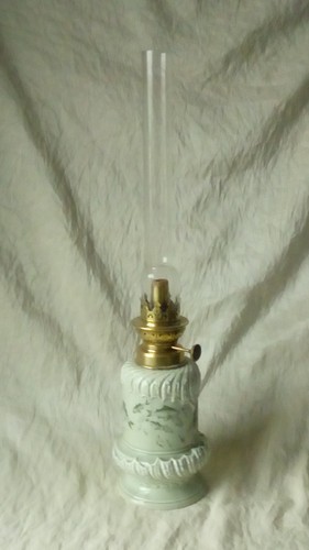 Ancienne lampe petrole - ancienne,