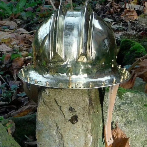 Casque médiéval chevalier