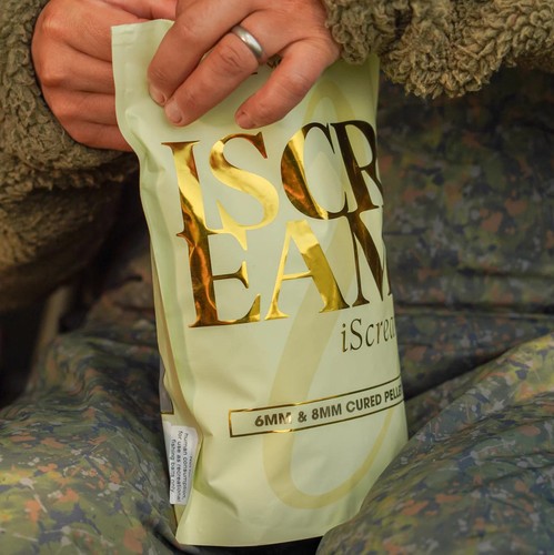 One more cast iscream pellets - cast,