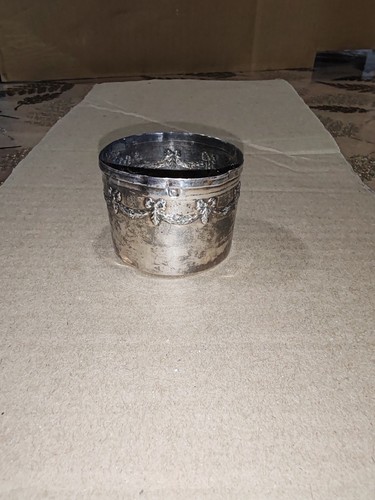 Mini timbale argent - ,, massif