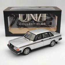 DNA Collectibles 1/18 Volvo
