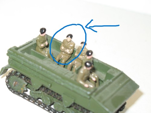 R12 dinky toys - dinky, 1