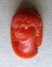 Petit camée en corail buste femme Bijou ancien 18e siècle pour bague cameo coral