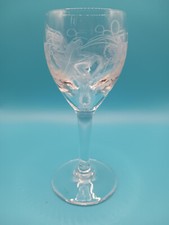 Lot 6 verres à pieds (liqueur/vin) en cristal gravé vigne raisin haut:14,3 cm