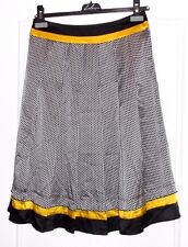 Jolie jupe noir blanc jaune RODIER T 38 TBE
