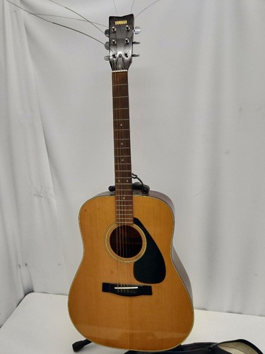 Guitare acoustique vintage