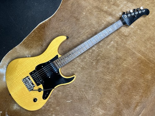 Yamaha pacifica 812w custom - 812w,
