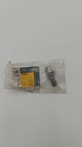Boulon roue arriere renault - arriere,