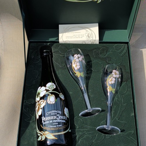 Rare vintage perrier jouet - rare,