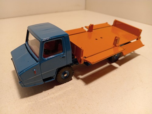 Dinky toys 569 - dinky, cn