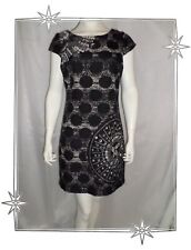 E - Robe Fantaisie  Noir Blanc "Damassée" 38V2040 Desigual Taille 42