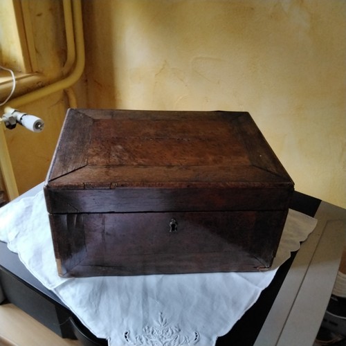 Ancienne boite plaquage bois - ancienne,