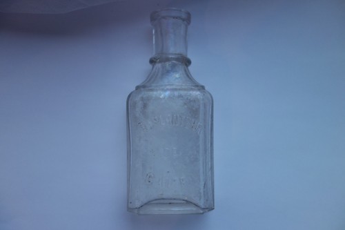 Ancien petit flacon - , en