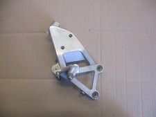 Platine cale pied avant droite pour Honda 750 VFR - RC36 - Phase 1 - 1990 / 1993