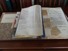 Gros classeur expositions et