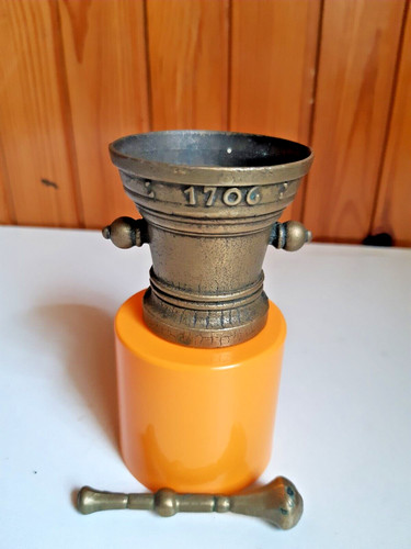 Petit mortier pilon - mortier, bronze