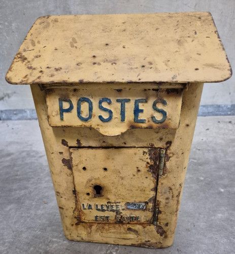 Boite aux lettres - aux, ptt