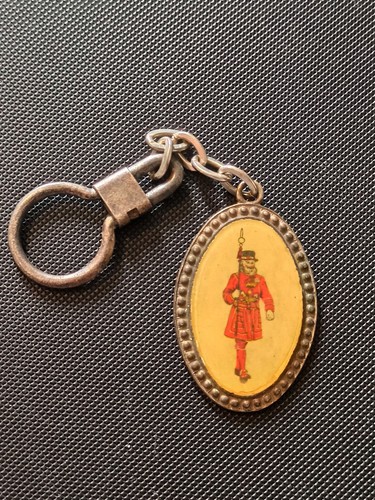 Porte cle keychain garde - keychain,