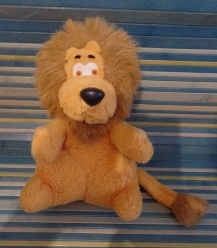 S14 peluche lion credit - peluche,