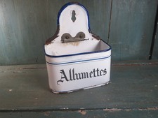 ANCIENNE BOITE A allumette TOLE EMAILLEE  CUISINE VINTAGE antiquité francaise 