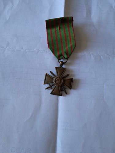 Médaille croix guerre - croix,
