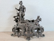 Garniture, fronton d'horloge