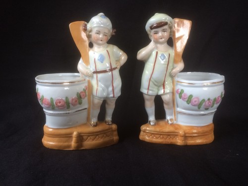 Paire anciennes porte oeufs - paire, porte-oeufs