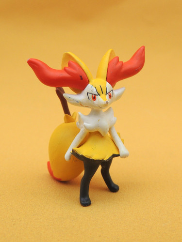 Braixen roussil pokémon - braixen,