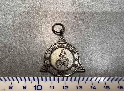 Medaille metal velo cyclisme - medaille,