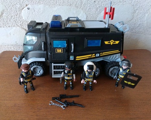 Playmobil city action - city, —