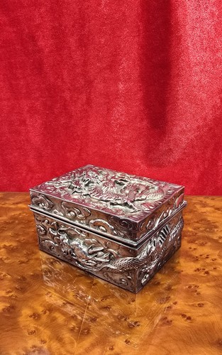 Antique meiji samurai shokai - antique,