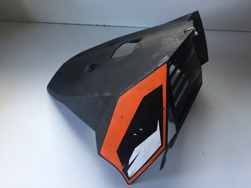 Sabot moteur carenage - un,