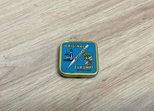 Boite d'aiguilles ancienne