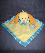 Peluche Doudou Chien Plat Jaune Vert FISHER PRICE 2005 Satin Polaire  Anneaux
