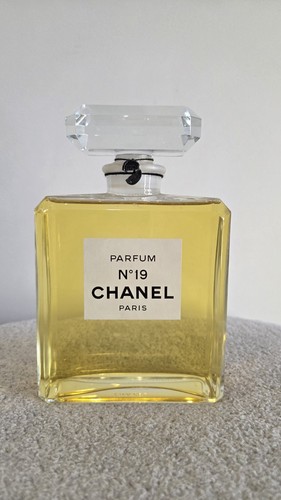 Flacon factice géant chanel - factice,
