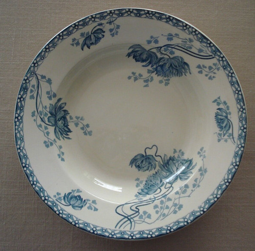 Ancienne assiette creuse