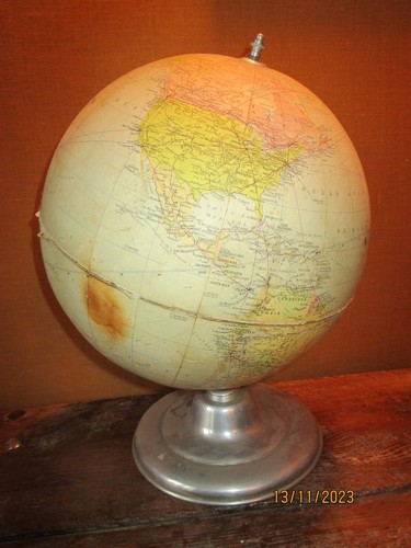 Grand globe terrestre - ,