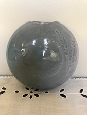 Vase en grés bleu gris à