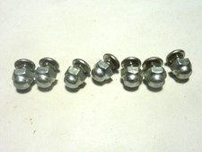 7 anciennes vis boulon  carter