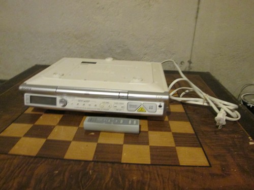 Sony icf cd543rm under - sony, icf-cd543rm