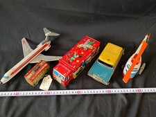 Vintage Japon Boite Jouet Fer Blanc Avion, Piste, Voiture, Bus, Hélicoptère
