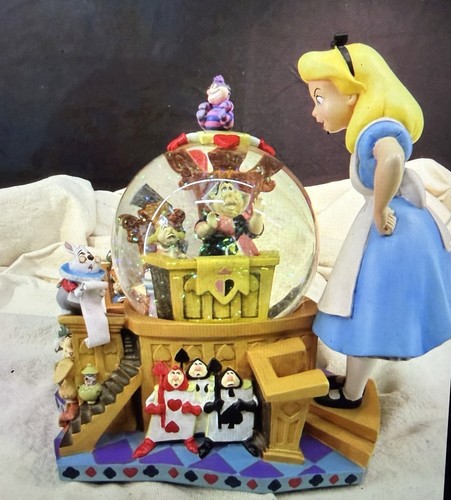 Rare vintage disney alice - rare, in