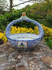 Henriot Quimper coupe à fruits anses cygnes décor fleuri