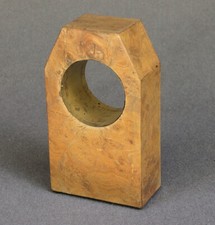 PORTE RÉVEIL bois de loupe de noyer époque Art Déco BOITE de PENDULE