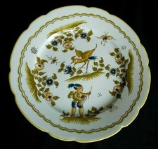 Assiette en porcelaine de