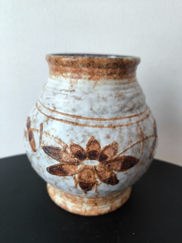 Vase terre cuite - en, strehla