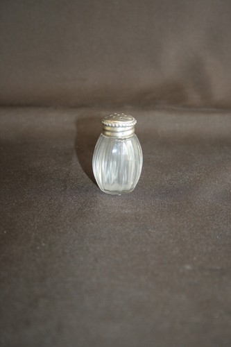 Salière individuelle