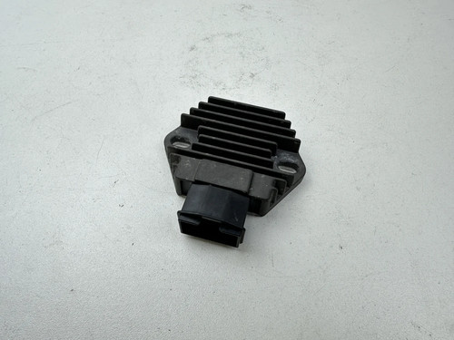 Régulateur tension honda 125 - régulateur,