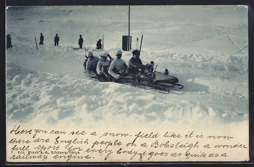 Bobsleigh hommes faisant du - bobsleigh,,
